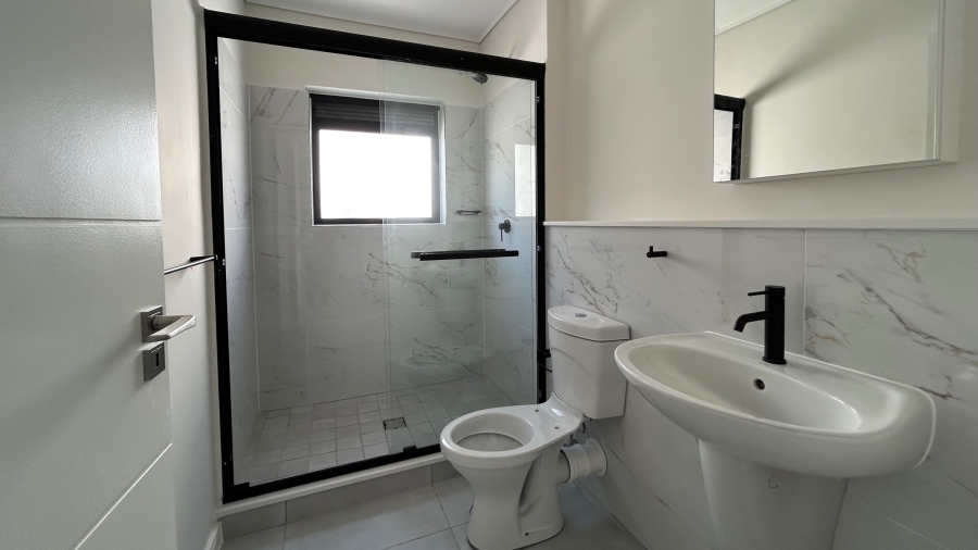 To Let 1 Bedroom Property for Rent in Sandown Western Cape